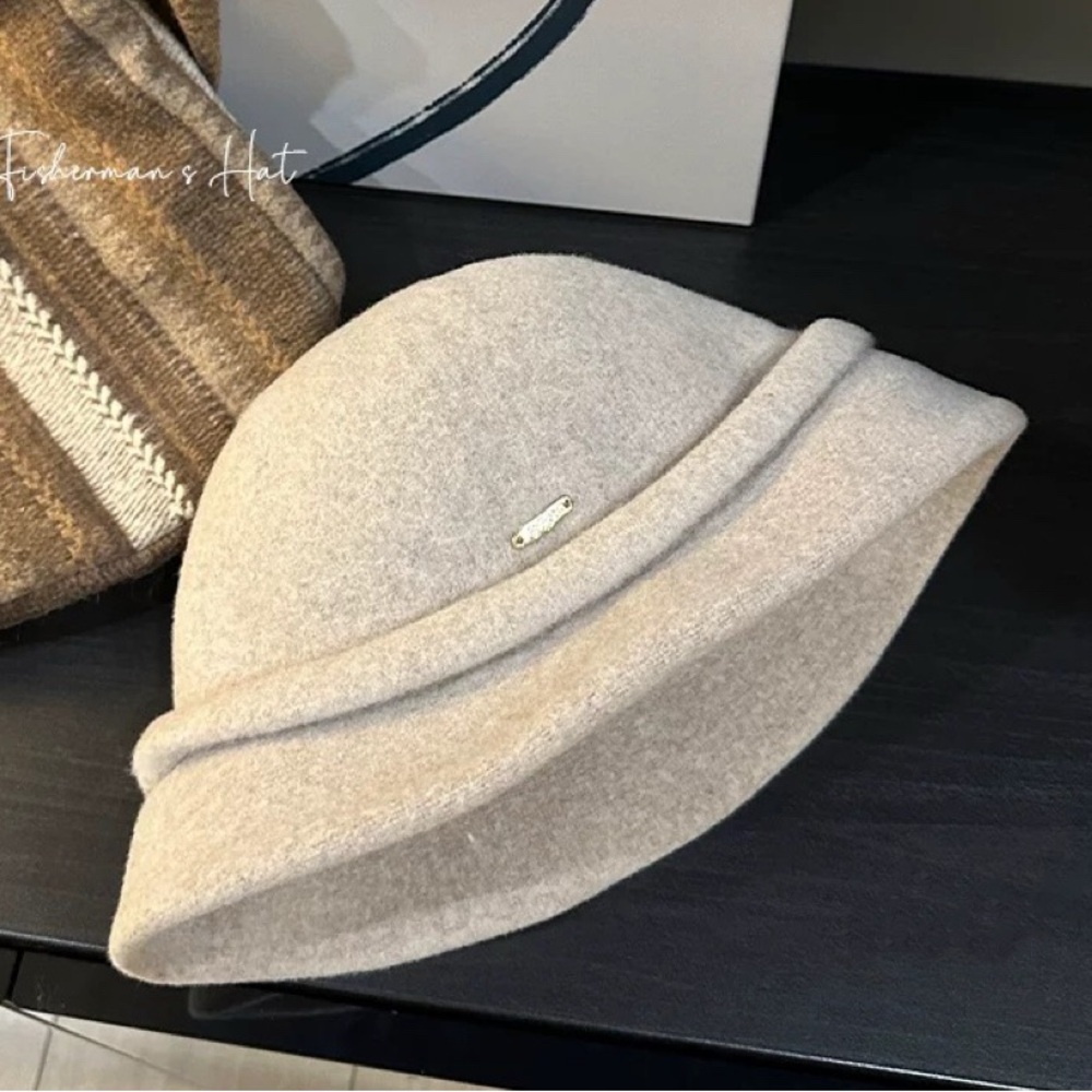 New Women’s Cream 100% Merino Wool Bucket Hat